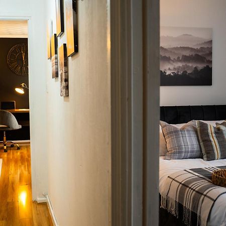 Arena Apartment With Balcony Бирмингем Экстерьер фото