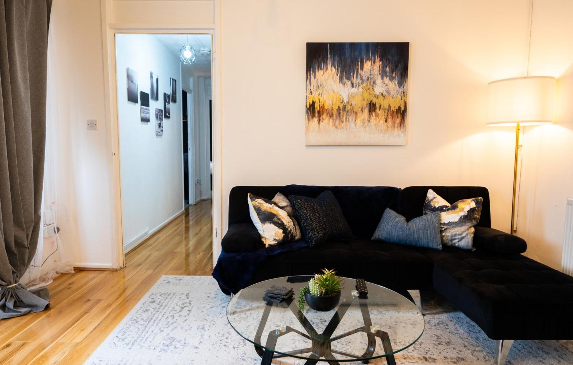 Arena Apartment With Balcony Бирмингем Экстерьер фото